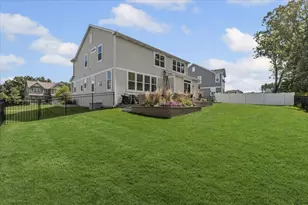 1045 Sugar Maple Dr, Crystal Lake, IL 60012 - Photo 34