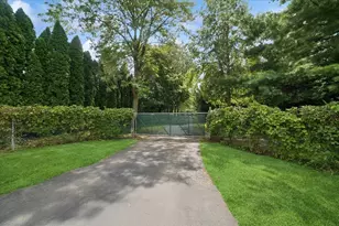 12266 N Grove Rd, Sycamore, IL 60178 - Photo 10