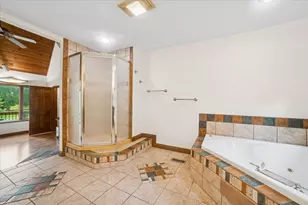12266 N Grove Rd, Sycamore, IL 60178 - Photo 28
