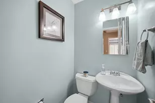 1105 N Hemlock Ln, Mount Prospect, IL 60056 - Photo 16