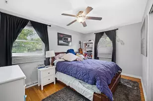 1105 N Hemlock Ln, Mount Prospect, IL 60056 - Photo 26