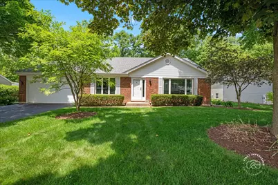 421 Kickapoo Avenue, Batavia, IL 60510 - Photo 1