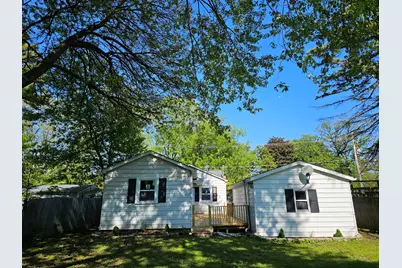 3015 Ezekiel Avenue, Zion, IL 60099 - Photo 1