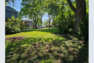 3015 Ezekiel Avenue, Zion, IL 60099 - Photo 12