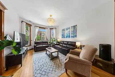 2434 N Albany Avenue, Chicago, IL 60647 - Photo 2