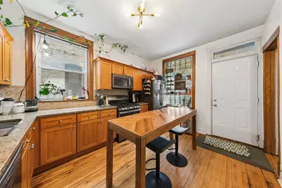 2434 N Albany Avenue, Chicago, IL 60647 - Photo 18