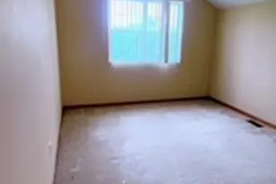 1502 Root St, Crest Hill, IL 60403 - Photo 8