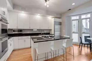 1239 N State Pkwy, Chicago, IL 60610 - Photo 16
