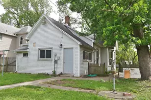 1412 Edgar Ave, Mattoon, IL 61938 - Photo 4