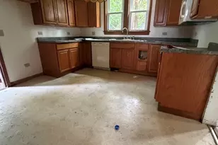 12535 Elm St, Blue Island, IL 60406 - Photo 2