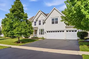 650 Iris Ct, Lake Villa, IL 60046 - Photo 4