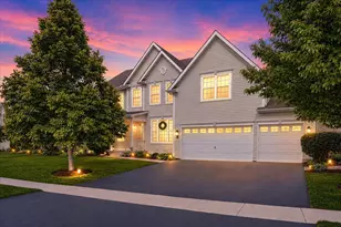 650 Iris Ct, Lake Villa, IL 60046 - Photo 1