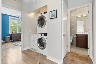 2631 N Hartland Ct, Chicago, IL 60614 - Photo 30