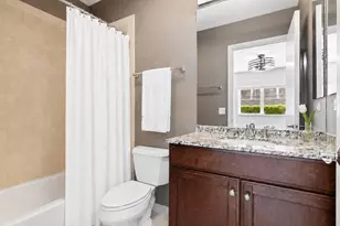 2631 N Hartland Ct, Chicago, IL 60614 - Photo 34