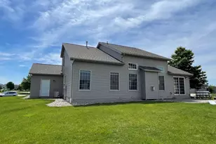 1807 Horizon Ct, Mahomet, IL 61853 - Photo 34