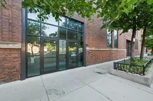 222 S Racine Ave, Chicago, IL 60607 - Photo 2