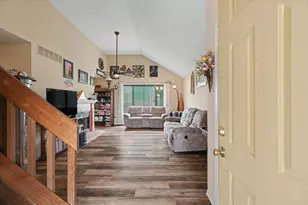 2612 Natalie Dr, Champaign, IL 61822 - Photo 6