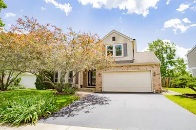 1020 Pembridge Road, Lake Zurich, IL 60047 - Photo 2