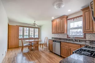 6651 N Oconto Ave, Chicago, IL 60631 - Photo 6