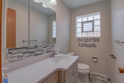 6651 N Oconto Avenue, Chicago, IL 60631 - Photo 12