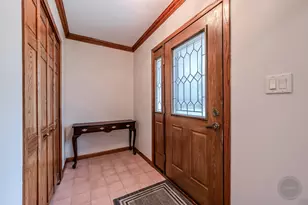 5N411 Andrene Ln, Itasca, IL 60143 - Photo 2