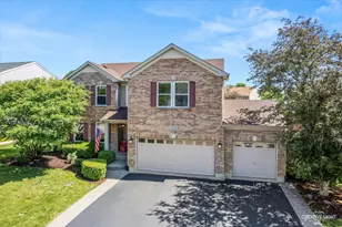 1016 Bayhill Ln, Shorewood, IL 60404 - Photo 2