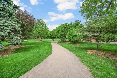 9115 N Gross Point Road, Skokie, IL 60077 - Photo 20