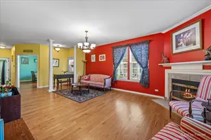 4041 Whitehall Ln, Algonquin, IL 60102 - Photo 8