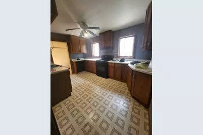 900 W Jackson Street, Ottawa, IL 61350 - Photo 10