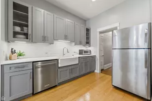 628 W Sheridan Rd, Chicago, IL 60613 - Photo 16