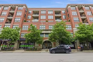 3140 N Sheffield Ave, Chicago, IL 60657 - Photo 1
