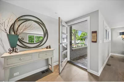 1225 Elm Street, Winnetka, IL 60093 - Photo 2