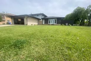 1801 E Aztec Ln, Mount Prospect, IL 60056 - Photo 24