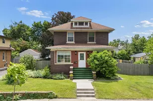 812 Campbell St, Joliet, IL 60435 - Photo 1