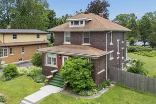 812 Campbell St, Joliet, IL 60435 - Photo 2