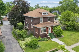 812 Campbell St, Joliet, IL 60435 - Photo 4