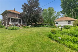 812 Campbell St, Joliet, IL 60435 - Photo 42