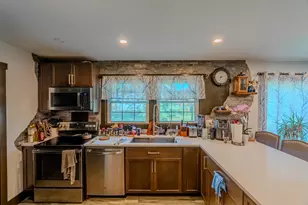680 Indian Spring Ln, Buffalo Grove, IL 60089 - Photo 8