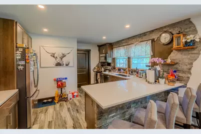 680 Indian Spring Lane, Buffalo Grove, IL 60089 - Photo 6