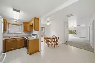 33847 N Prospect Dr, Grayslake, IL 60030 - Photo 10
