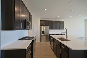 2287 Ryegrass Ln, Bolingbrook, IL 60490 - Photo 10