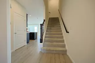 2287 Ryegrass Ln, Bolingbrook, IL 60490 - Photo 2