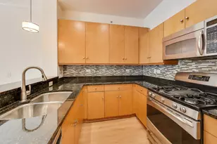 310 S Michigan Ave, Chicago, IL 60604 - Photo 8