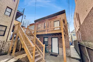 2735 W Potomac Ave, Chicago, IL 60622 - Photo 2