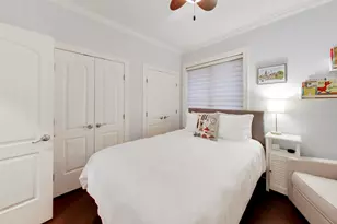 2912 N Sheffield Ave, Chicago, IL 60657 - Photo 16