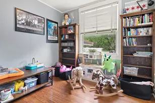 4154 N Dickinson Ave, Chicago, IL 60641 - Photo 8