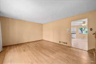 1032 Lakewood Dr, Bartlett, IL 60103 - Photo 4