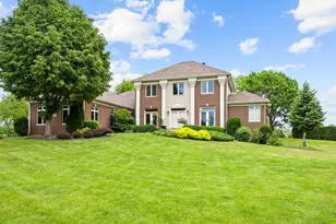 10N767 Newport Ct, Elgin, IL 60124 - Photo 1