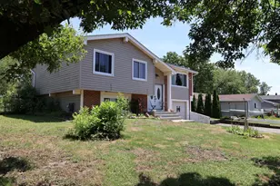 212 Lexington Dr, Bolingbrook, IL 60440 - Photo 2