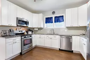 10114 S Peoria St, Chicago, IL 60643 - Photo 6